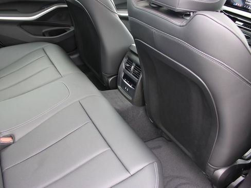 New 2025 BMW 330i xDrive Sedan w/ M Sport Package image 49