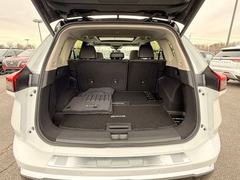 New 2026 Nissan Rogue Platinum w/ Platinum Premium Package image 17