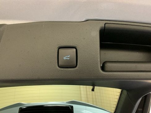 Used 2024 Ford Escape ST-Line w/ Tech Pack #1 AWD/4WD image 19