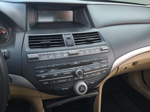 Used 2010 Honda Accord EX-L image 25