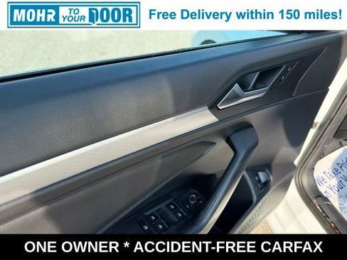 Used 2021 Volkswagen Jetta R-Line FWD image 13