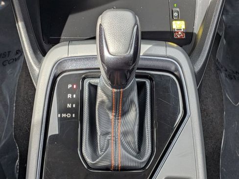 Certified 2025 Subaru Crosstrek 2.5i Limited w/ Popular Package #4A image 11