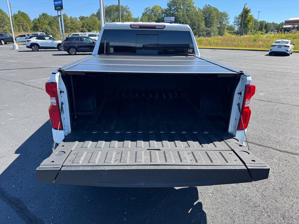 Used 2021 Chevrolet Silverado 1500 RST w/ Redline Edition AWD/4WD image 10