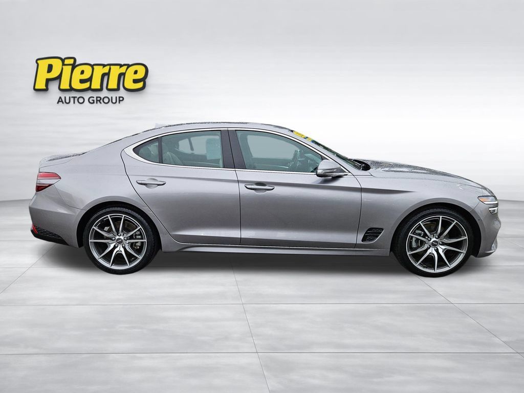 Used 2023 Genesis G70 2.0T RWD image 11