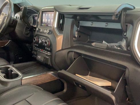 Used 2021 Chevrolet Silverado 1500 High Country AWD/4WD image 42