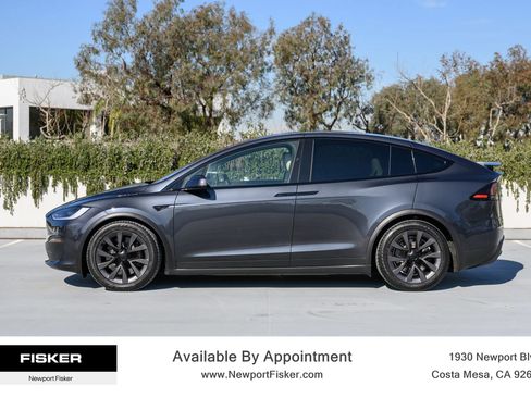 Used 2023 Tesla Model X AWD/4WD image 4