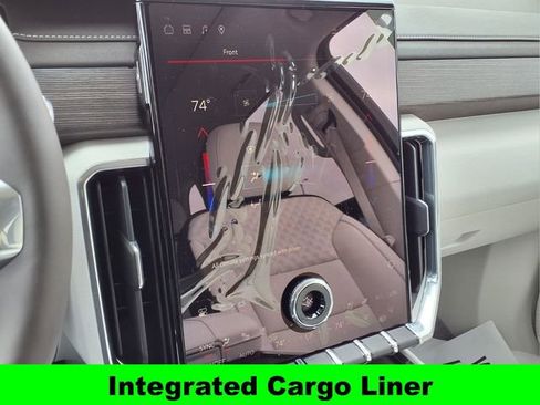 New 2026 GMC Acadia Denali w/ Super Cruise Package image 13