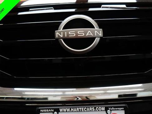 Certified 2025 Nissan Pathfinder Platinum w/ Cargo Package AWD/4WD image 73