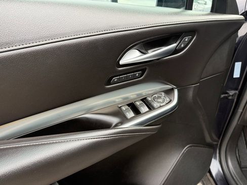 Used 2023 Cadillac XT4 Premium Luxury image 26