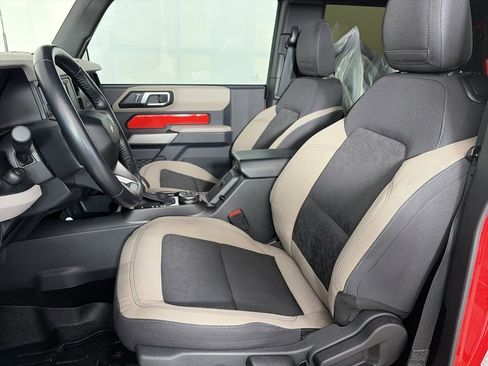 Certified 2022 Ford Bronco Wildtrak image 11