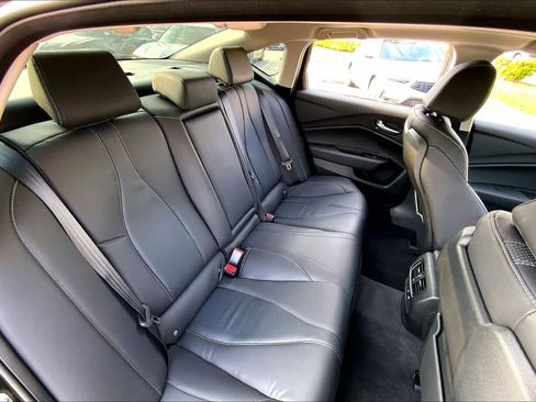 Used 2025 Acura TLX w/ Technology Package image 19