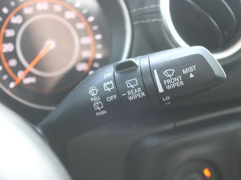 Used 2021 Jeep Wrangler Unlimited Sahara w/ LED Lighting Group AWD/4WD image 37