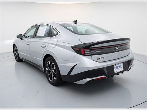 Used 2024 Hyundai Sonata SEL image 4