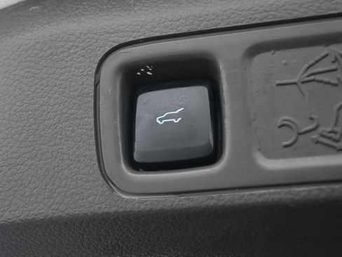 Used 2020 Ford Expedition Max Limited w/ Equipment Group 301A RWD image 16