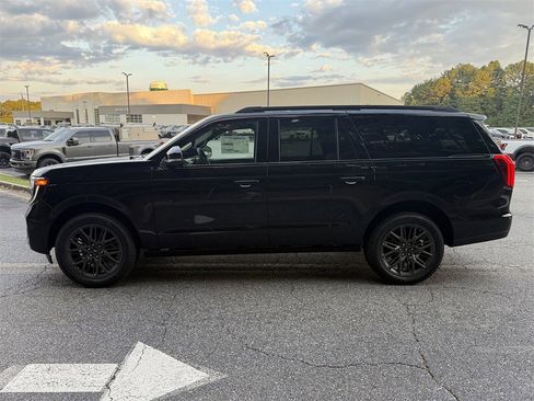 New 2025 Ford Expedition Max Platinum w/ Stealth Performance Package image 4