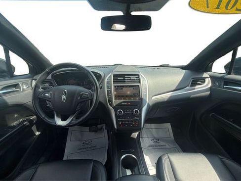 Used 2017 Lincoln MKC Premiere FWD image 22