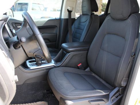 Used 2022 Chevrolet Colorado LT RWD image 13