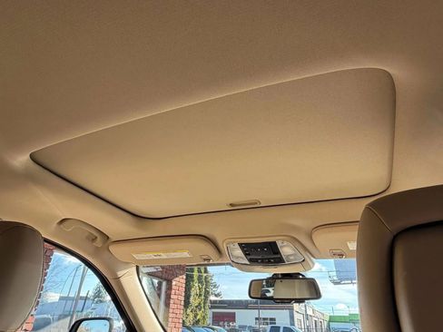 Used 2014 Jeep Grand Cherokee Limited image 25