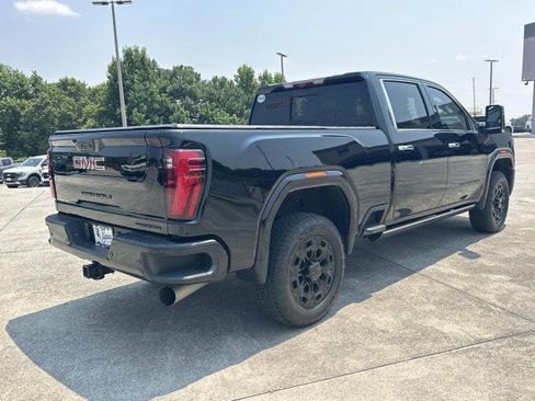 Used 2024 GMC Sierra 2500 Denali w/ Technology Package AWD/4WD image 7