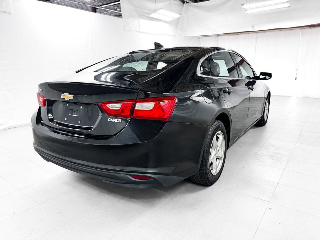 Used 2018 Chevrolet Malibu LS FWD image 6