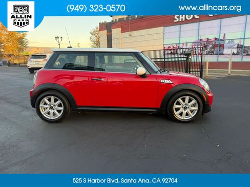 Used 2013 MINI Cooper S FWD image 4