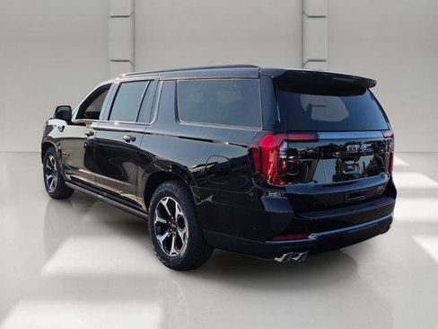 New 2026 GMC Yukon XL AT4 w/ AT4 Premium Plus Package AWD/4WD image 3