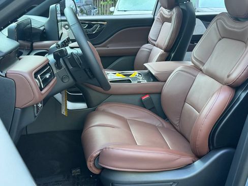 New 2026 Lincoln Aviator Reserve AWD/4WD image 20