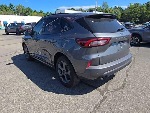 Certified 2023 Ford Escape ST-Line w/ Tech Pack #1 AWD/4WD image 17