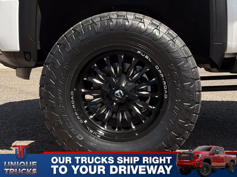 Used 2024 GMC Sierra 2500 Denali Ultimate AWD/4WD image 10