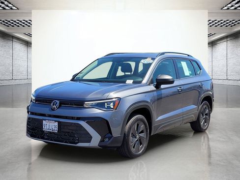 Certified 2025 Volkswagen Taos S FWD image 11