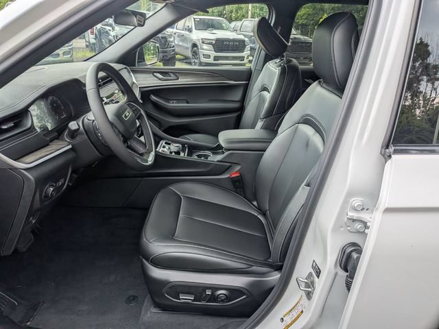 New 2026 Jeep Grand Cherokee Limited AWD/4WD image 9