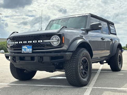 Used 2024 Ford Bronco Wildtrak AWD/4WD image 11