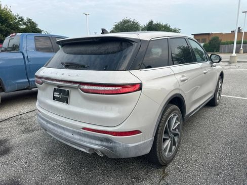 Used 2024 Lincoln Corsair AWD w/ Equipment Group 101A image 5