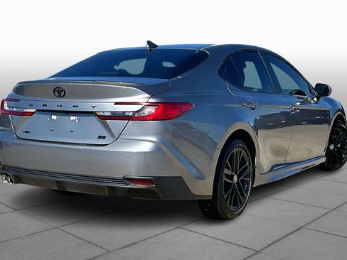 Certified 2025 Toyota Camry SE w/ Convenience Package image 13