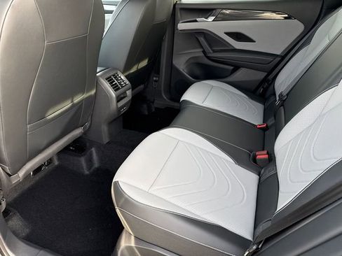 New 2026 Volkswagen Tiguan SE R-Line image 39