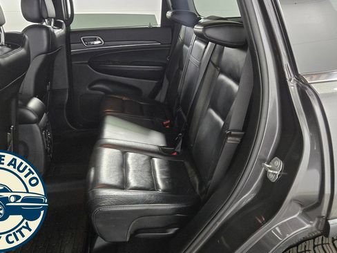 Used 2019 Jeep Grand Cherokee Limited AWD/4WD image 28
