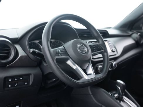 Used 2020 Nissan Kicks S FWD image 23