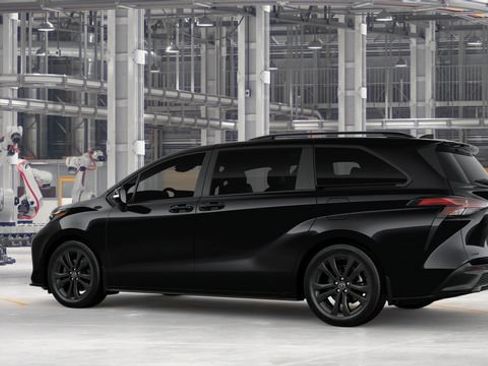 New 2026 Toyota Sienna XSE FWD image 7