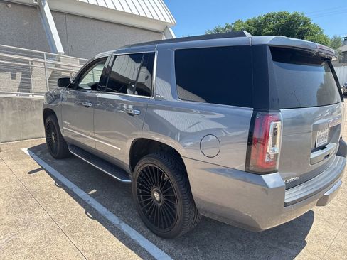 Used 2019 GMC Yukon SLT w/ Premium Edition AWD/4WD image 9