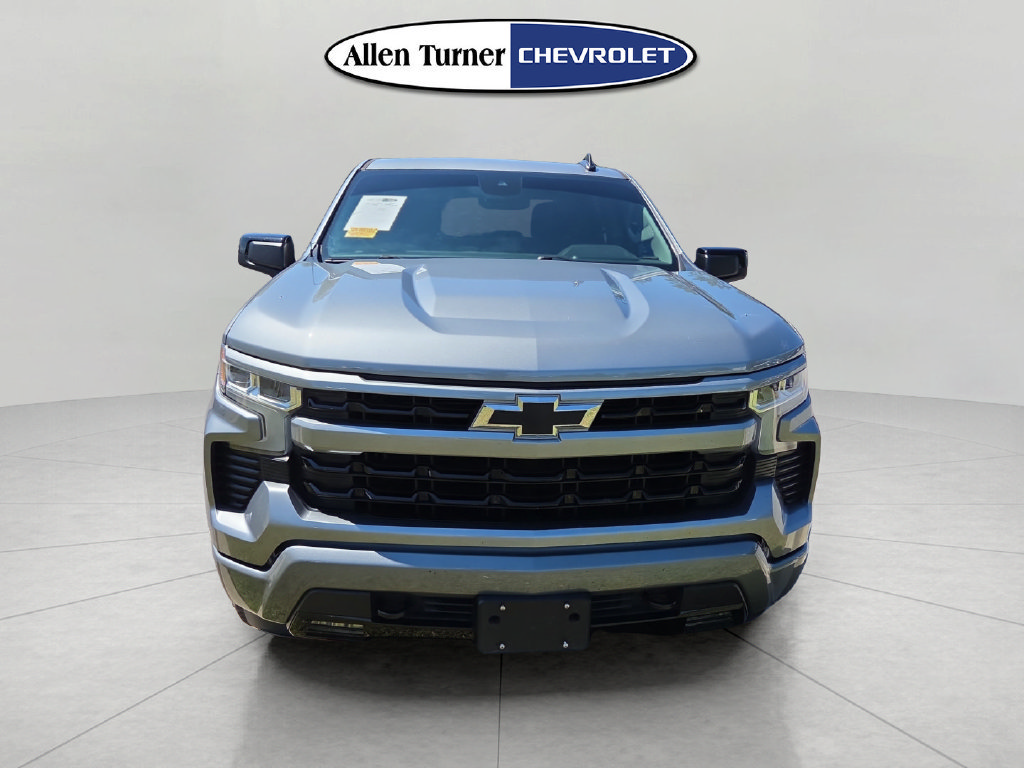Used 2023 Chevrolet Silverado 1500 RST w/ Z71 Off-Road Package AWD/4WD image 2