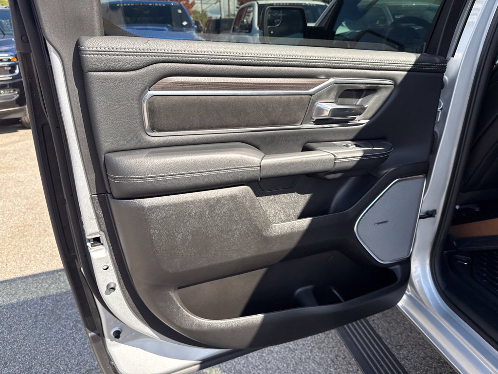New 2027 RAM 1500 Laramie w/ Night Edition AWD/4WD image 24