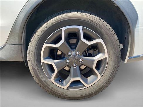 Used 2013 Subaru Crosstrek 2.0i Limited AWD/4WD image 15