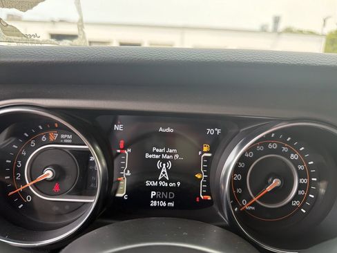 Used 2022 Jeep Wrangler Unlimited Sport AWD/4WD image 23
