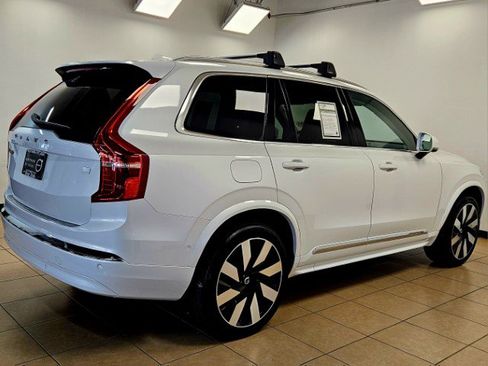 Used 2023 Volvo XC90 T8 Ultimate w/ Protection Package image 3