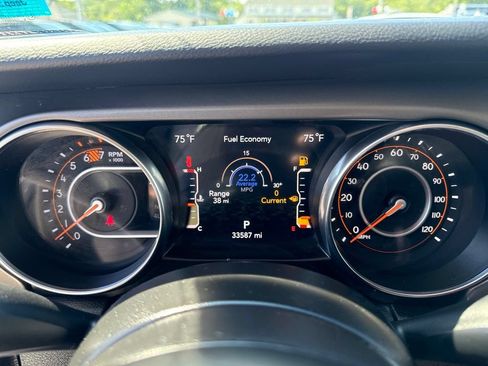 Certified 2023 Jeep Wrangler Sport AWD/4WD image 11