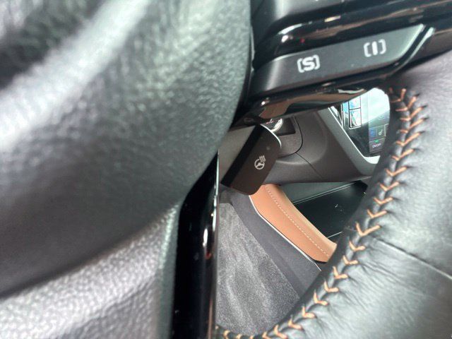 Used 2026 Subaru Forester Touring AWD/4WD image 23