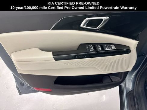 Certified 2024 Kia Carnival EX FWD image 18