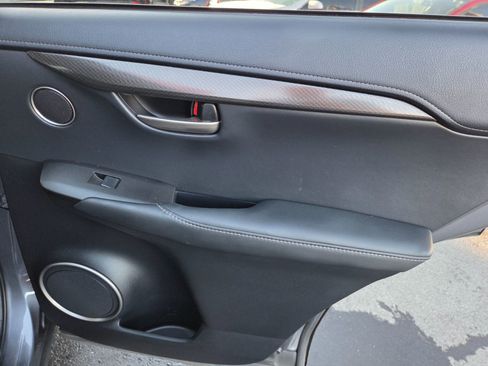 Used 2015 Lexus NX 300h AWD image 13