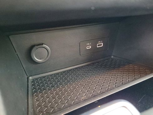 Certified 2025 Nissan Pathfinder SV image 34