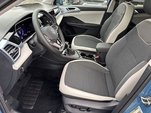 New 2026 Volkswagen Taos SE image 35